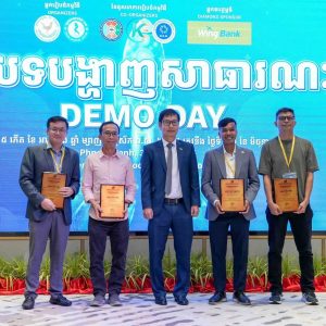 ធនាគារ វីង និងមជ្ឈមណ្ឌលបណ្តុះធុរកិច្ចថ្មី “តេជោ” បានបិទបញ្ចប់កម្មវិធីពន្លឿនអាជីវកម្មថ្នាលឌីជីថលរដូវកាលទី ៤ ដោយជោគជ័យ